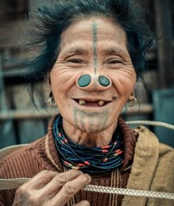 قبیله ای با زشت ترین زنان دنیا