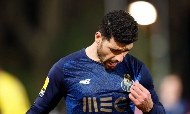 هواداران پروتو از مهدی طارمی حمایت همه جانبه کردند.