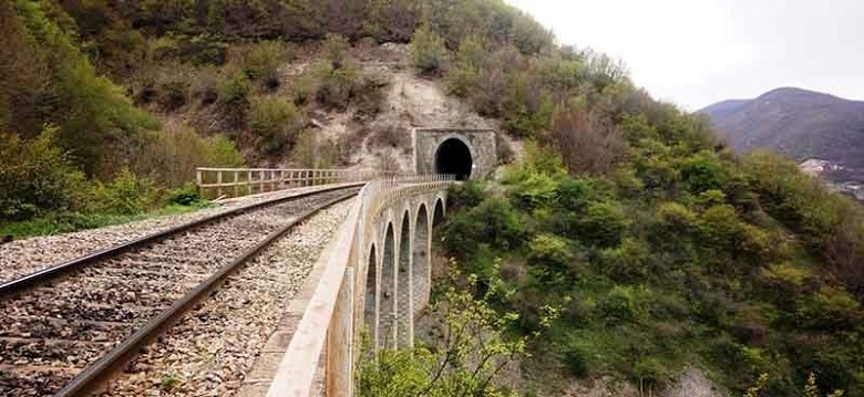 مسیر قطار تهران تا ورسک زیباترین مسیر ریلی ایران شده است.