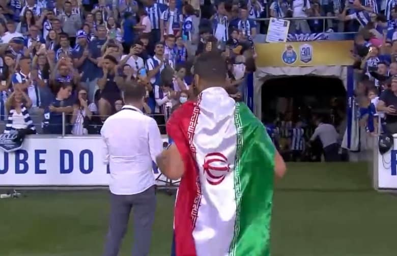 مهدی طارمی در جشن قهرمانی پورتو دلخور بوده است.