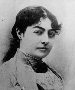 چهره ای زیبا از انیس الدوله سوگلی ناصرالدین شاه قاجار 