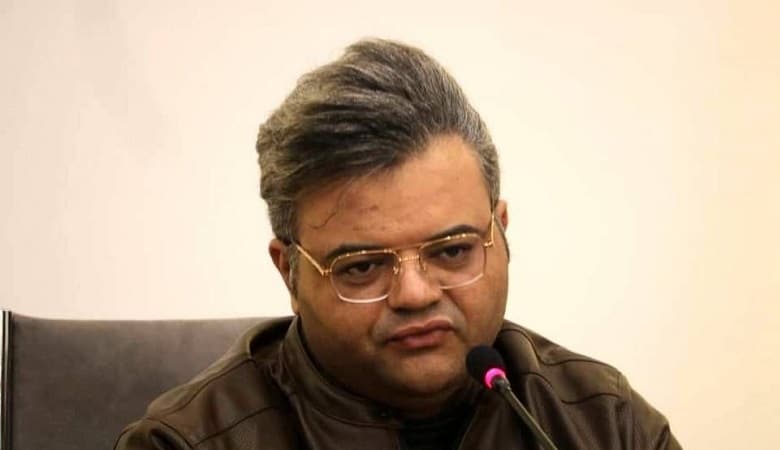 مردم آذربایجان از اخراج افشین آذری از تلویزیون باکو واکنش منفی داشتند.
