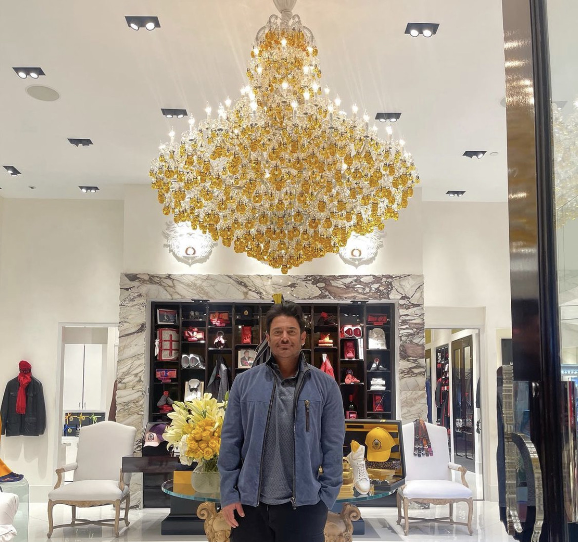 شکستگی چهره "گلزار" نمایان شد/ عکس