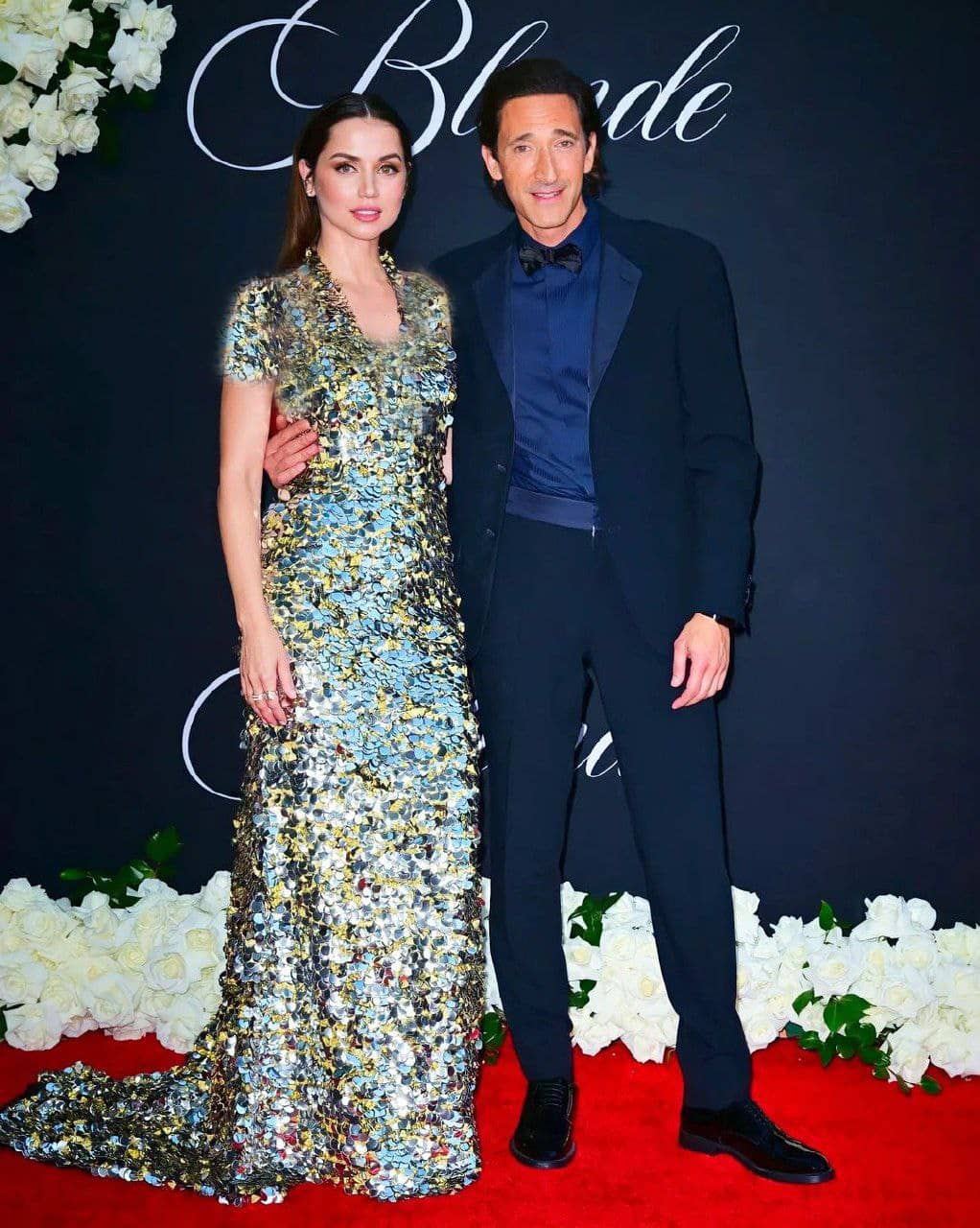 ظاهر و تیپ این بازیگر همه را انگشت به دهان کرد+عکس