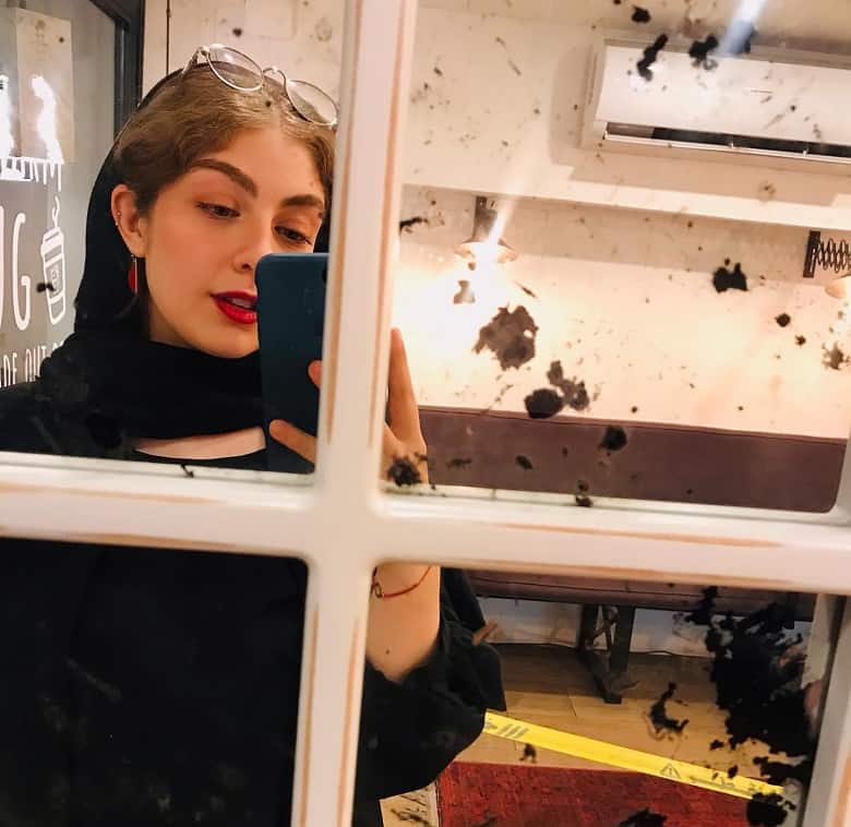 الیکا ناصری ابرای یاغی در این روزها روزگار متفاوتی دارد.