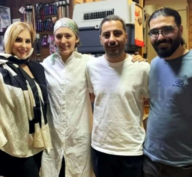 فرشته حسینی و نوید محمدزاده با هم ست سفید کردند.