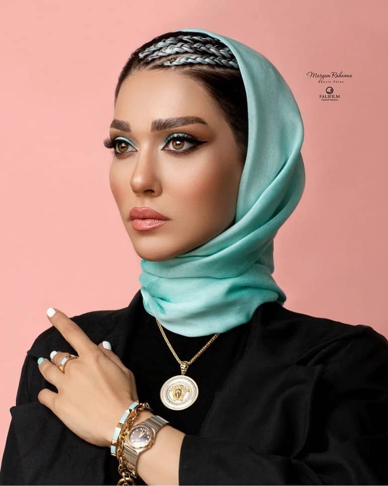 شهرزاد کمال زاده با اجزای مختلف ست جالب کرده است.