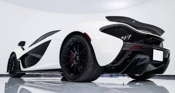 تصاویر دیدنی از سریعترین خودروی روی کره زمین با قیمت باورنکردنی تصاویر دیدنی از سریعترین خودروی روی کره زمین با قیمت باورنکردنی