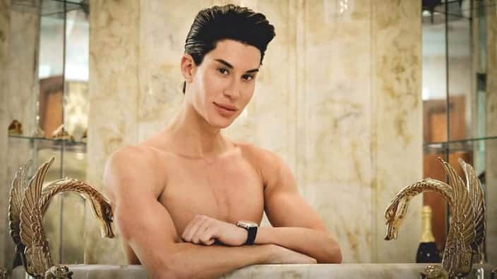 مردی که بعد از 190 عمل زیبایی شبیه عروسک باربی تبدیل شد/ عکس