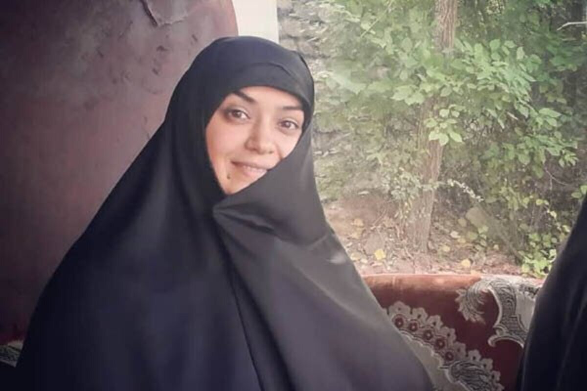 پوشش جالب "الهام چرخنده" در حین تفریح و گردش/ عکس پوشش جالب "الهام چرخنده" در حین تفریح و گردش/ عکس