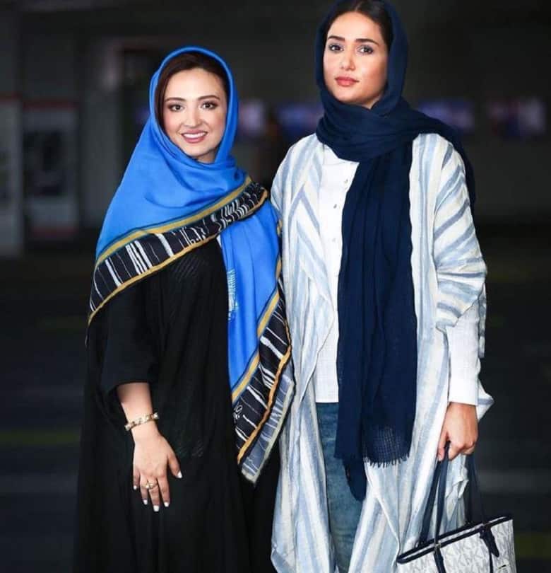 گلاره عباسی دوست صمیمی پریناز ایزدیار شد.