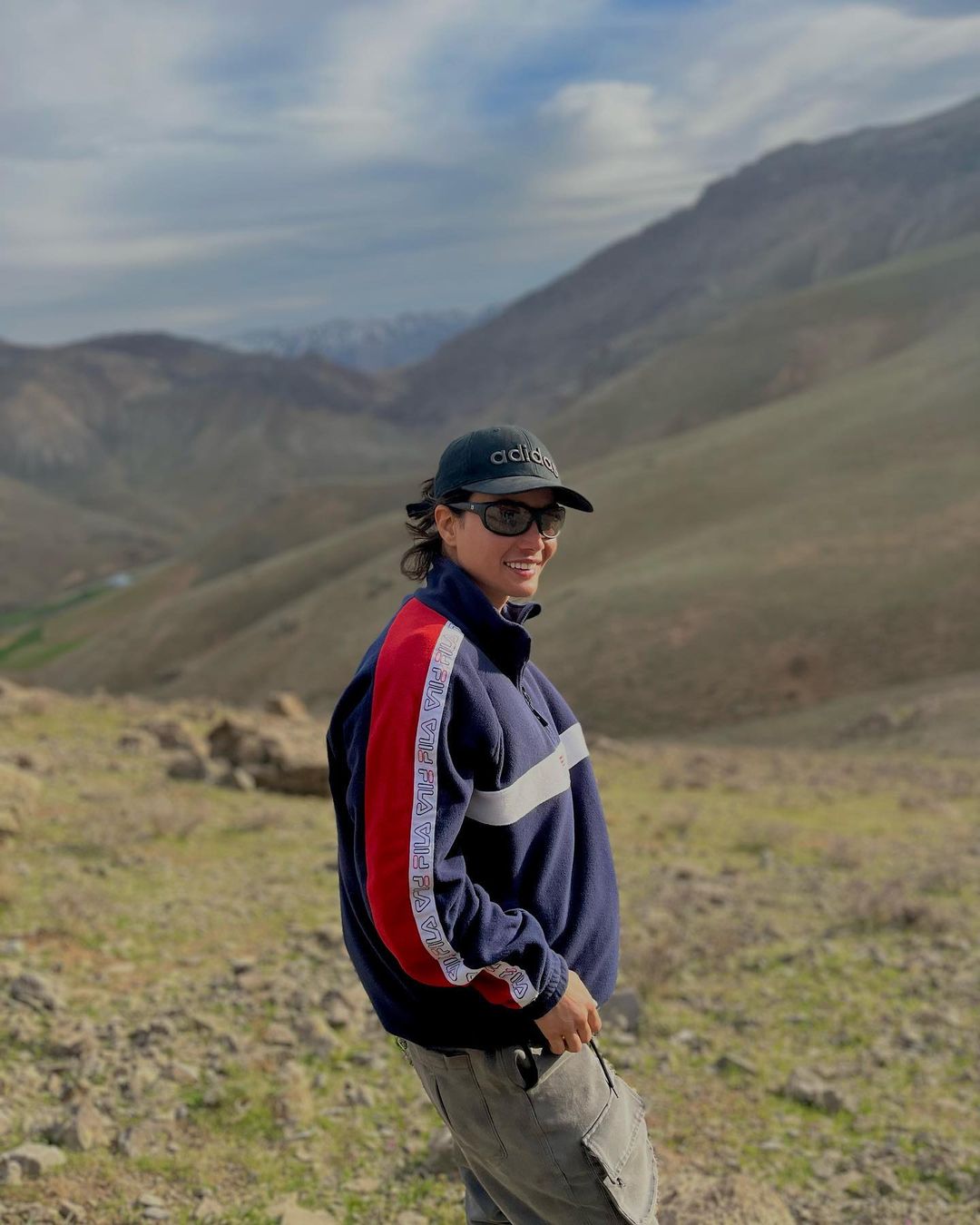 تیپ مردانه و خشن تینا آخوندتبار در لرستان کاربران را غافلگیر کرد