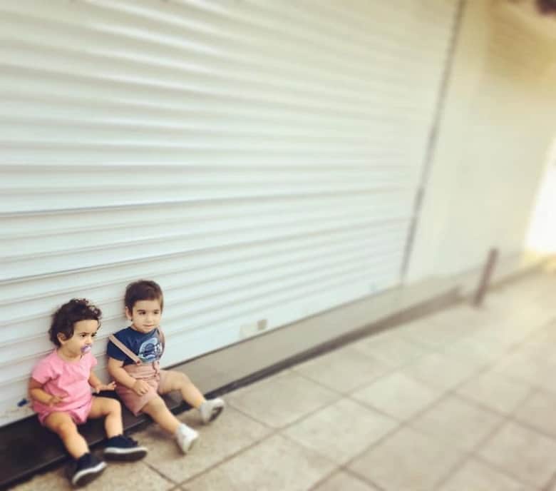 فلامک جنیدی از دوقلوهای دوشت داشتنی خود رونمایی کرده است.