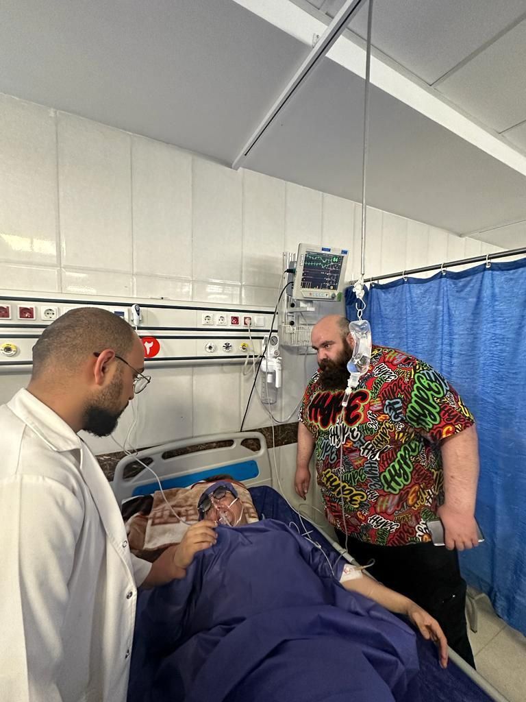 برای خواننده مشهور کشورمان دعا کنید؛ حال او وخیم است!