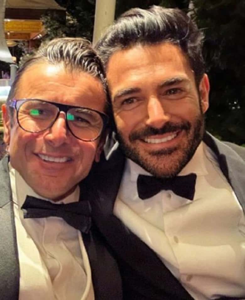 تصاویر/ بررسی لباس‌های گلزار و همسرش در مراسم عقد و ازدواجشان