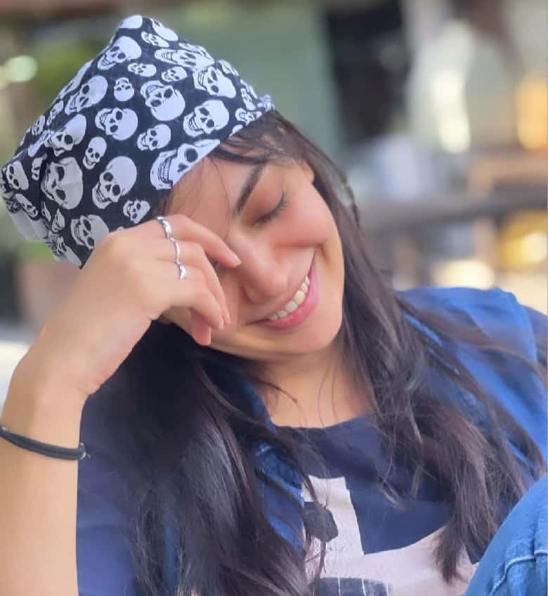 تصاویر/ مهشید جوادی بچه مهندس با این تیپ قید صداوسیما را زد؟!