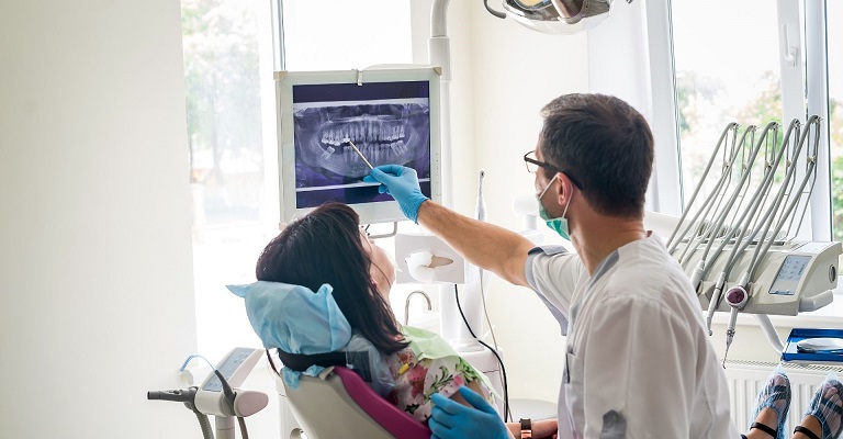 دلایل رضایت 98 درصدی مراجعین کلینیک دندانپزشکی سریتا – چه عاملی این کلینیک را متفاوت از بقیه کرد؟