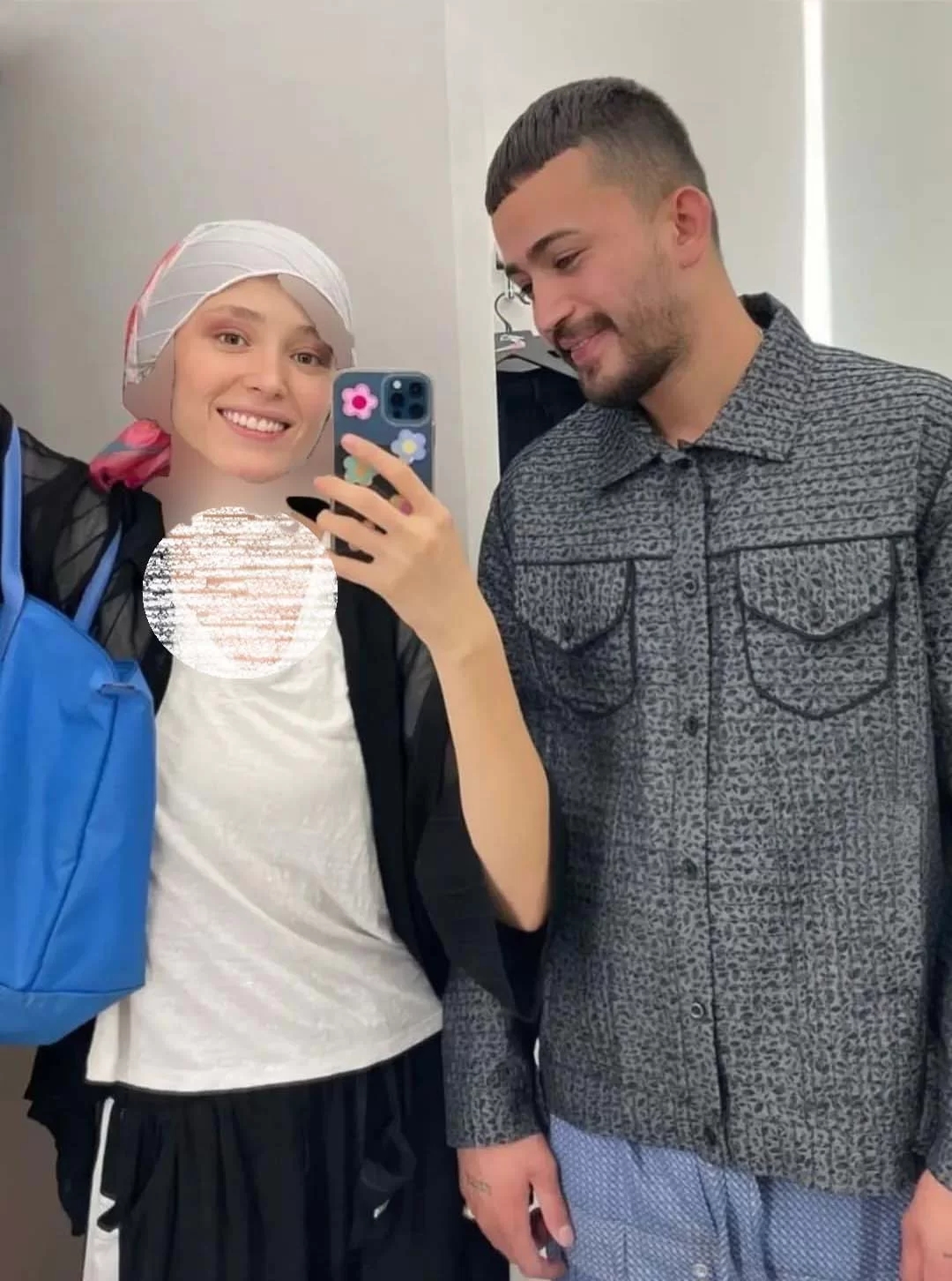 تیپ عجیب و غریب “فرشته حسینی” در یک مهمانی/ عکس تیپ عجیب و غریب “فرشته حسینی” در یک مهمانی/ عکس