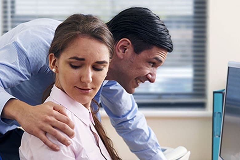 اگر مرد شما این ۶ نشانه را دارد، هوسباز است!