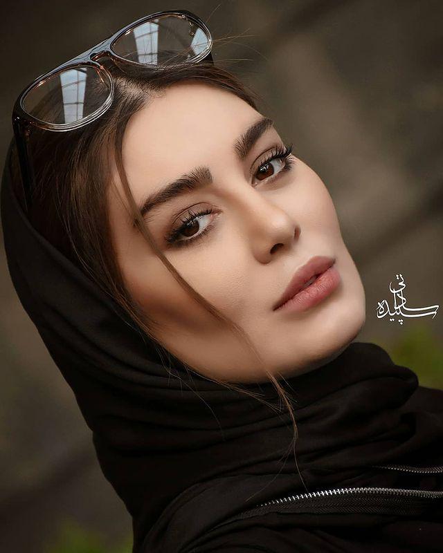 نگاه معصومانه سحر قریشی