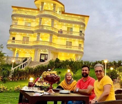 فخرفروشی به سبک