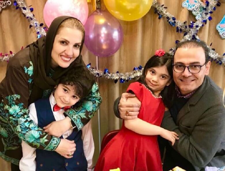 علیرضا قربانی با همسر و فرزندانش دیده شد.