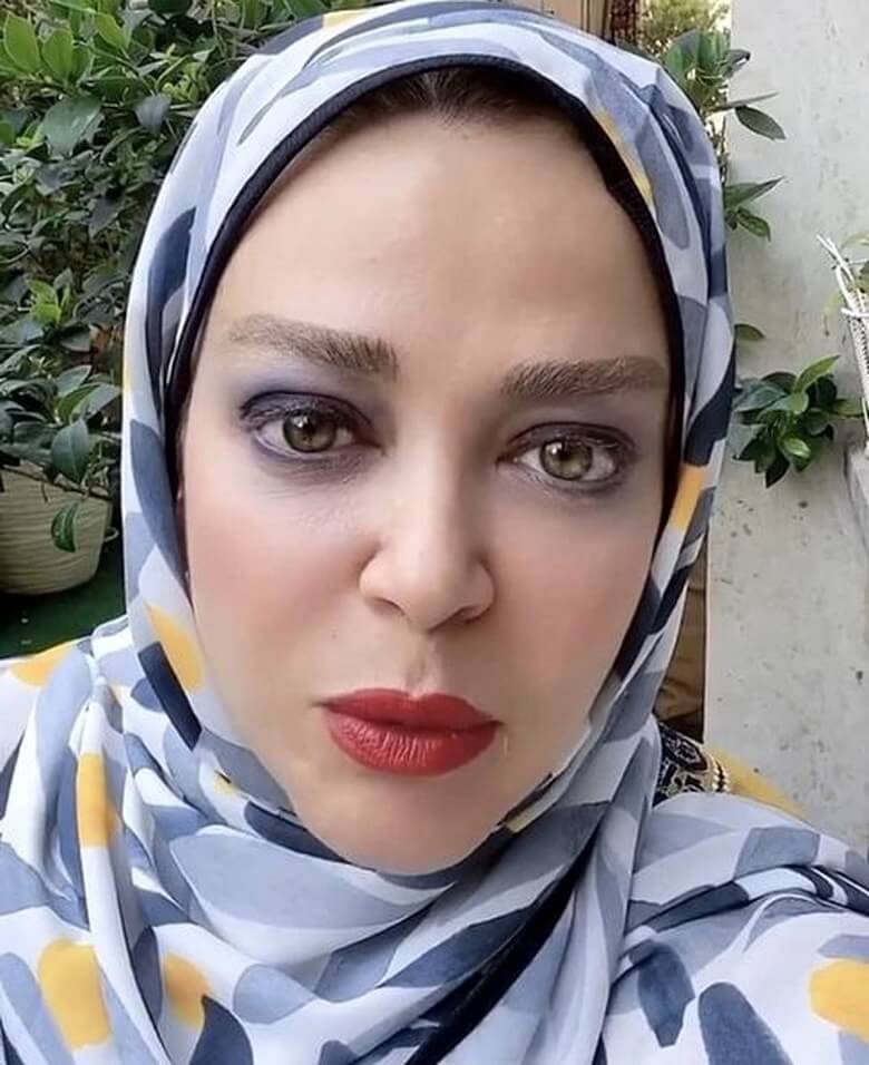 بهاره رهنما با ترکیب اسلامی در آخر هفته ظاهر شد.